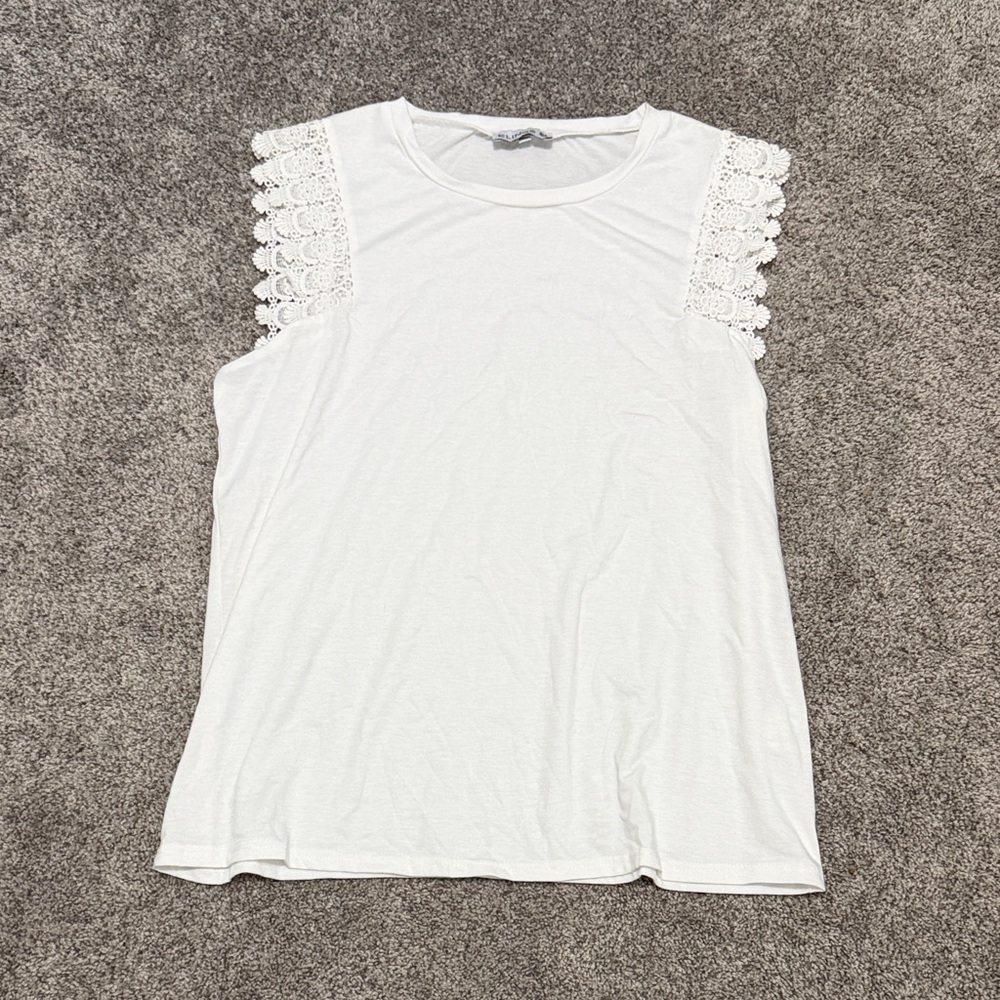 Chic White Lace Accent Women's Blouse